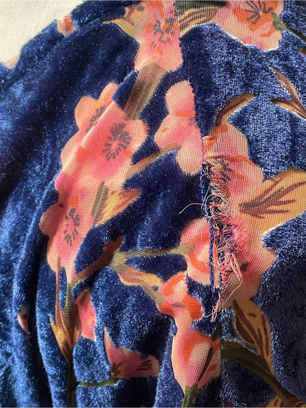 Glamorous - European brand Floral Velvet Dress - Picture 7 of 7